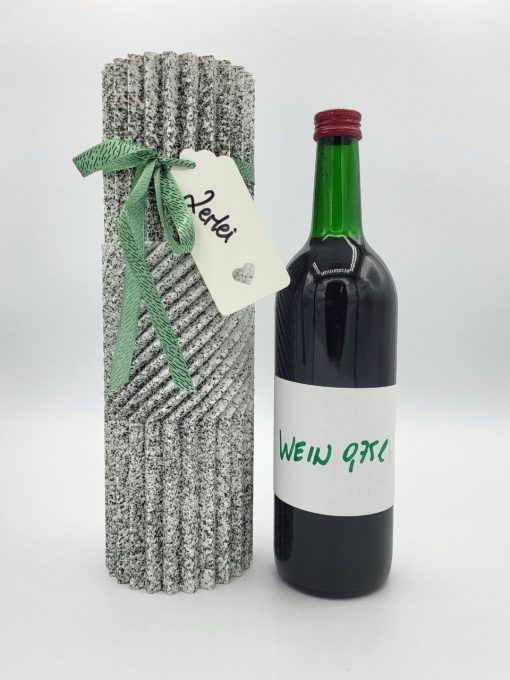 2erlei Standard Geschenke- oder Flaschenbox mit Hirsch, 2-teil. Behälter für diverse Flaschen, als Aufbewahrungsbox, 2 Vasen oder auch als Flaschenkühler verwendbar uvm., Stone-Optik dunkel, 1 St/2teilg, PADRU by Das Teamwork