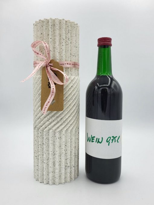 2erlei Standard Geschenke- oder Flaschenbox mit Hirsch, 2-teil. Behälter für diverse Flaschen, als Aufbewahrungsbox, 2 Vasen oder auch als Flaschenkühler verwendbar uvm., Stone-Optik hell, 1 St/2teilg, PADRU by Das Teamwork